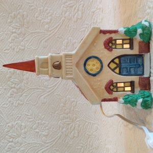 Americana Vintage Porcelain Church with Light 1991